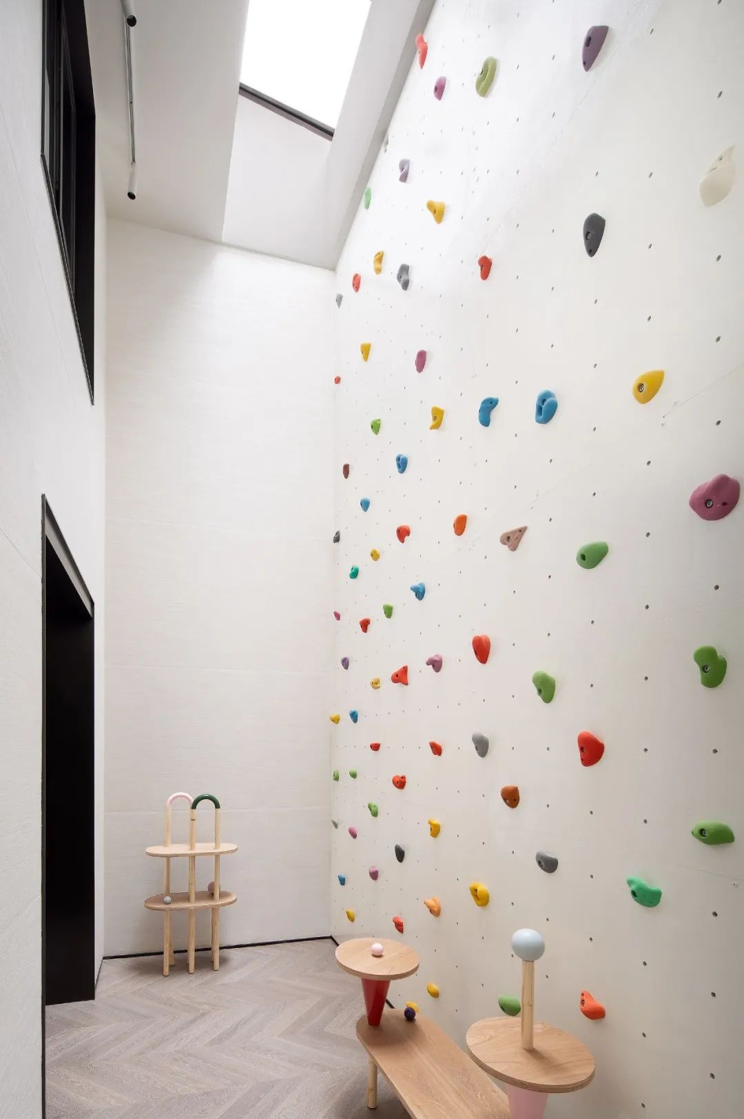 現(xiàn)代簡約風格別墅室內(nèi)設計家裝案例-攀爬區(qū) 現(xiàn)代簡約風格別墅室內(nèi)設計家裝案例-攀爬區(qū)