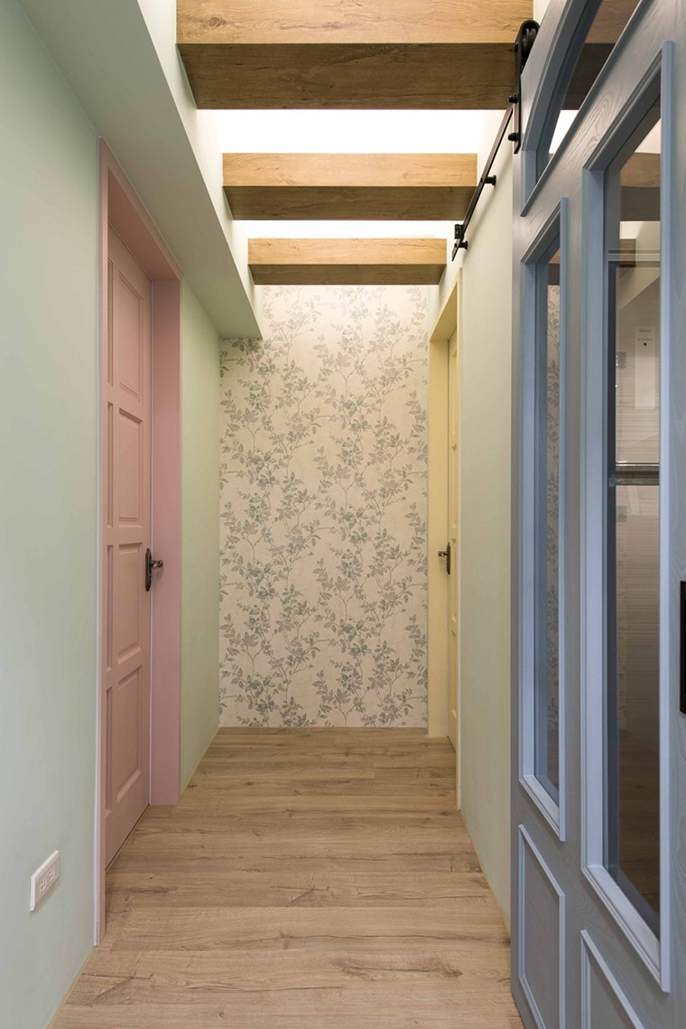 法式鄉(xiāng)村風(fēng)格家裝設(shè)計(jì)室內(nèi)裝修效果圖-走廊 法式鄉(xiāng)村風(fēng)格家裝設(shè)計(jì)室內(nèi)裝修效果圖-走廊