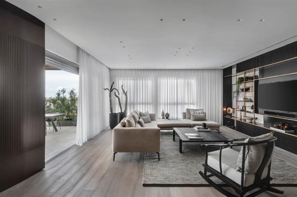 廣州市越秀·大學城·和樾府輕奢風格四居室裝修案例