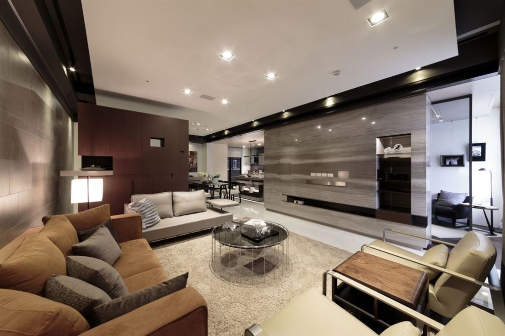 廣州市中山三路小區輕奢風格四居室裝修案例