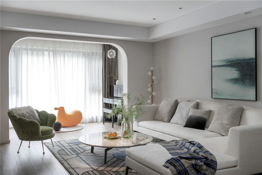 廣州市遠洋招商保利東灣新中式風格三居室裝修案例