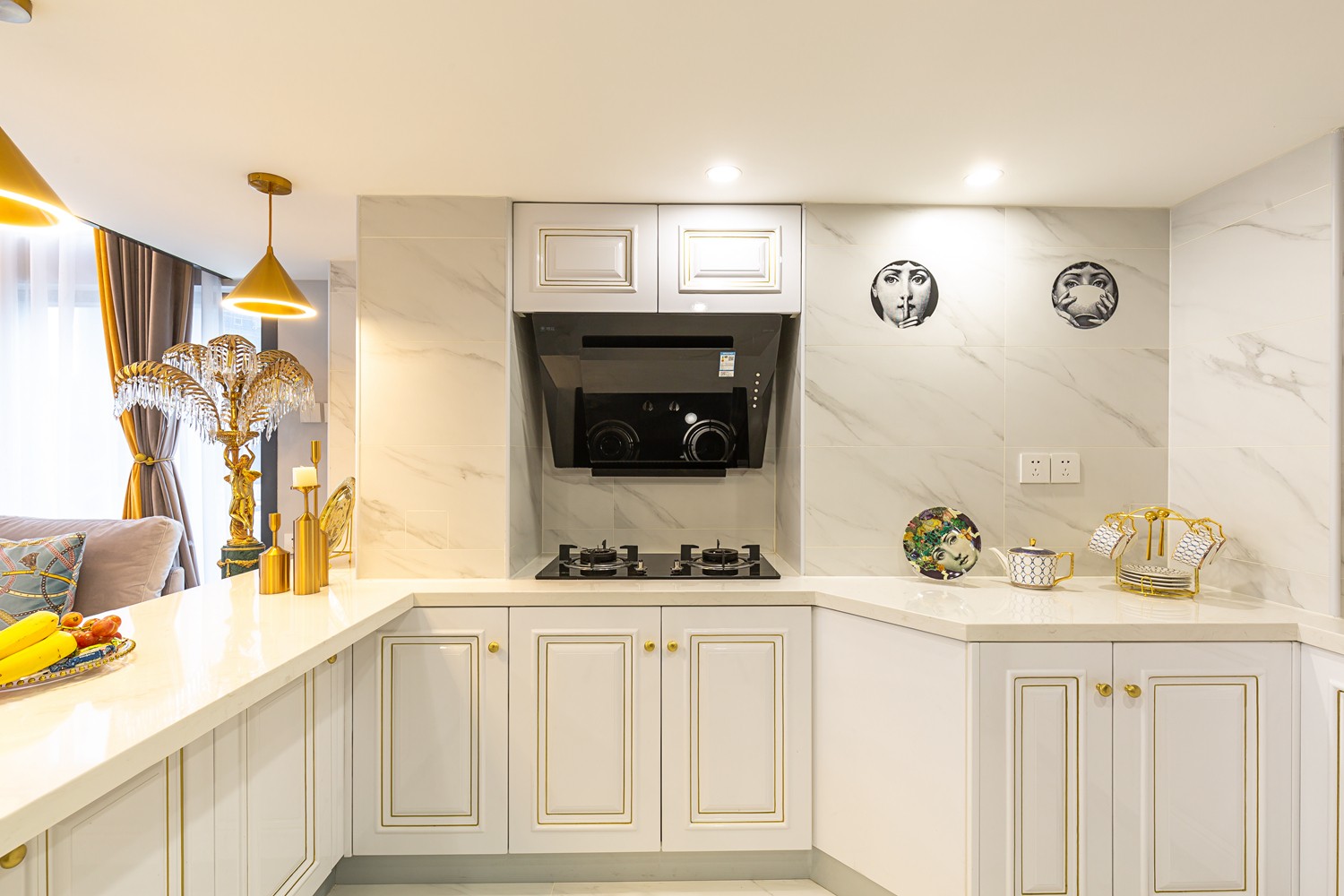 輕奢高級灰風格家裝設計室內裝修效果圖-廚房 輕奢高級灰風格家裝設計室內裝修效果圖-廚房