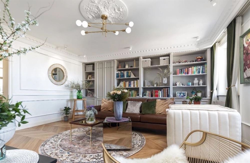 江門市東慶北路小區歐式風格三居室裝修案例