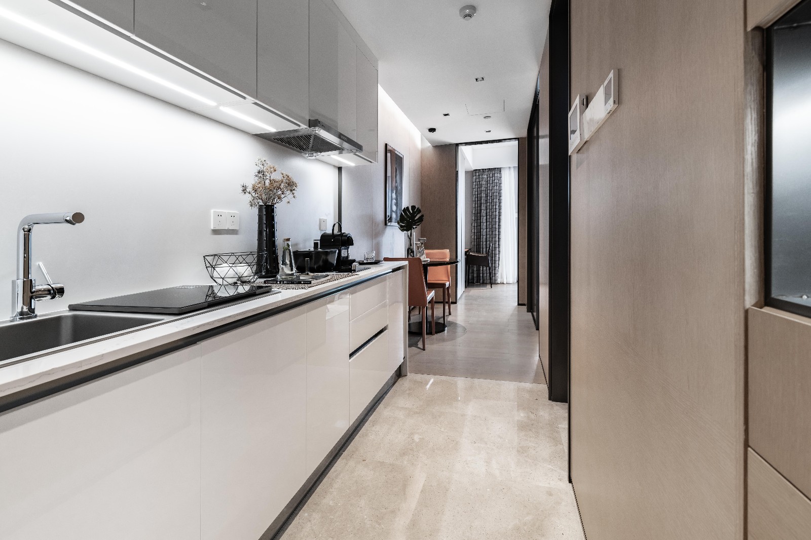 輕奢風格家裝設計室內裝修效果圖-廚房 輕奢風格家裝設計室內裝修效果圖-廚房