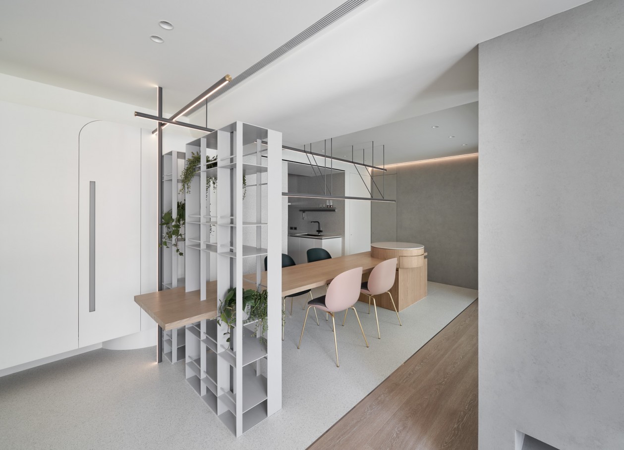 現代簡約風格室內家裝案例效果圖-玄關置物柜 現代簡約風格室內家裝案例效果圖-玄關置物柜