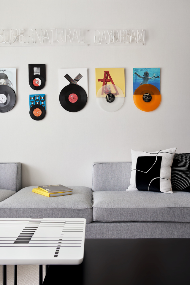 現(xiàn)代前衛(wèi)風(fēng)格室內(nèi)設(shè)計家裝案例-客廳沙發(fā) 現(xiàn)代前衛(wèi)風(fēng)格室內(nèi)設(shè)計家裝案例-客廳沙發(fā)