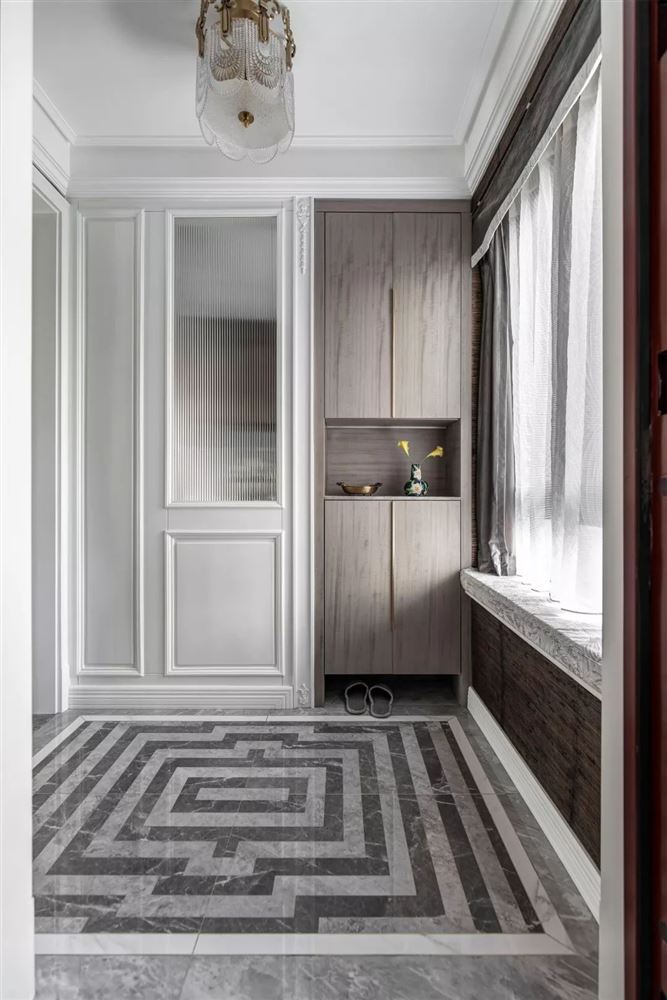 廣州市荔港南灣輕奢風格三居室裝修案例