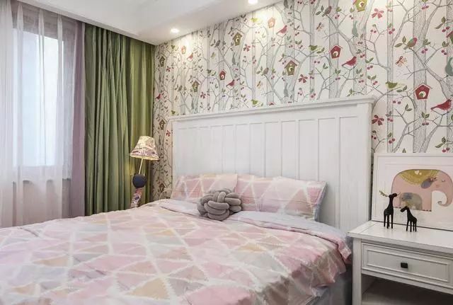 現(xiàn)代簡約風(fēng)格家裝設(shè)計室內(nèi)裝修效果圖-次臥 現(xiàn)代簡約風(fēng)格家裝設(shè)計室內(nèi)裝修效果圖-次臥