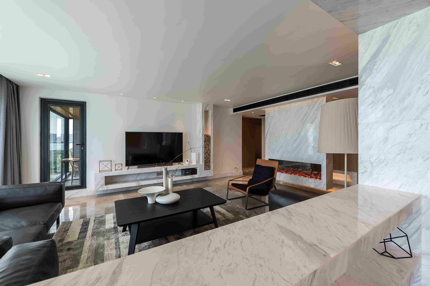 廣州市凱旋新世界現(xiàn)代簡約風(fēng)格三居室裝修案例