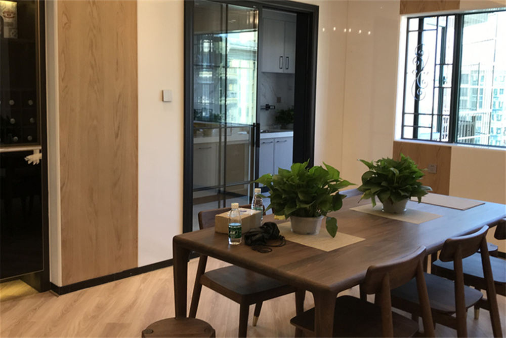 云浮市南洋豪苑輕奢風(fēng)格三居室裝修案例