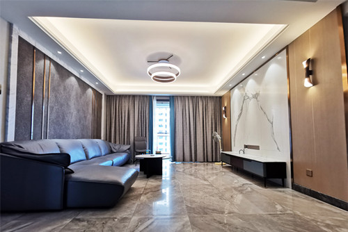 湛江市西粵京基城二期輕奢風(fēng)格平層裝修案例