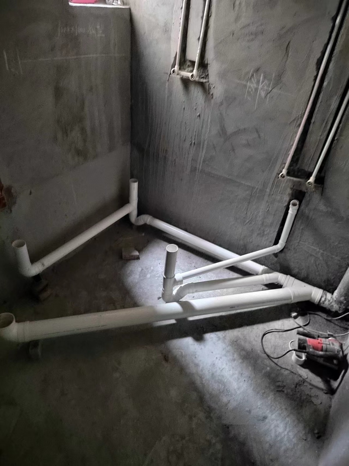 衛生間水管鋪設