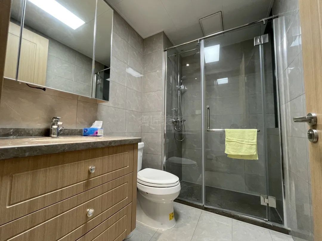 時代公館130㎡衛生間2