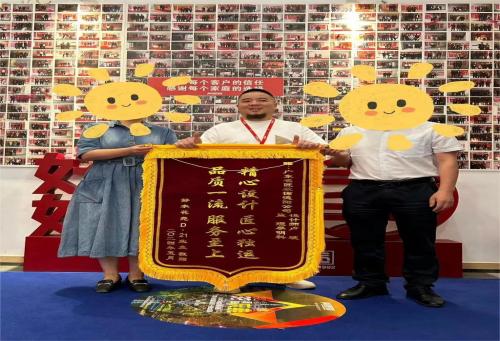 【匠·裝修故事】“匠”服務│名匠喜獲業主送錦旗致謝！